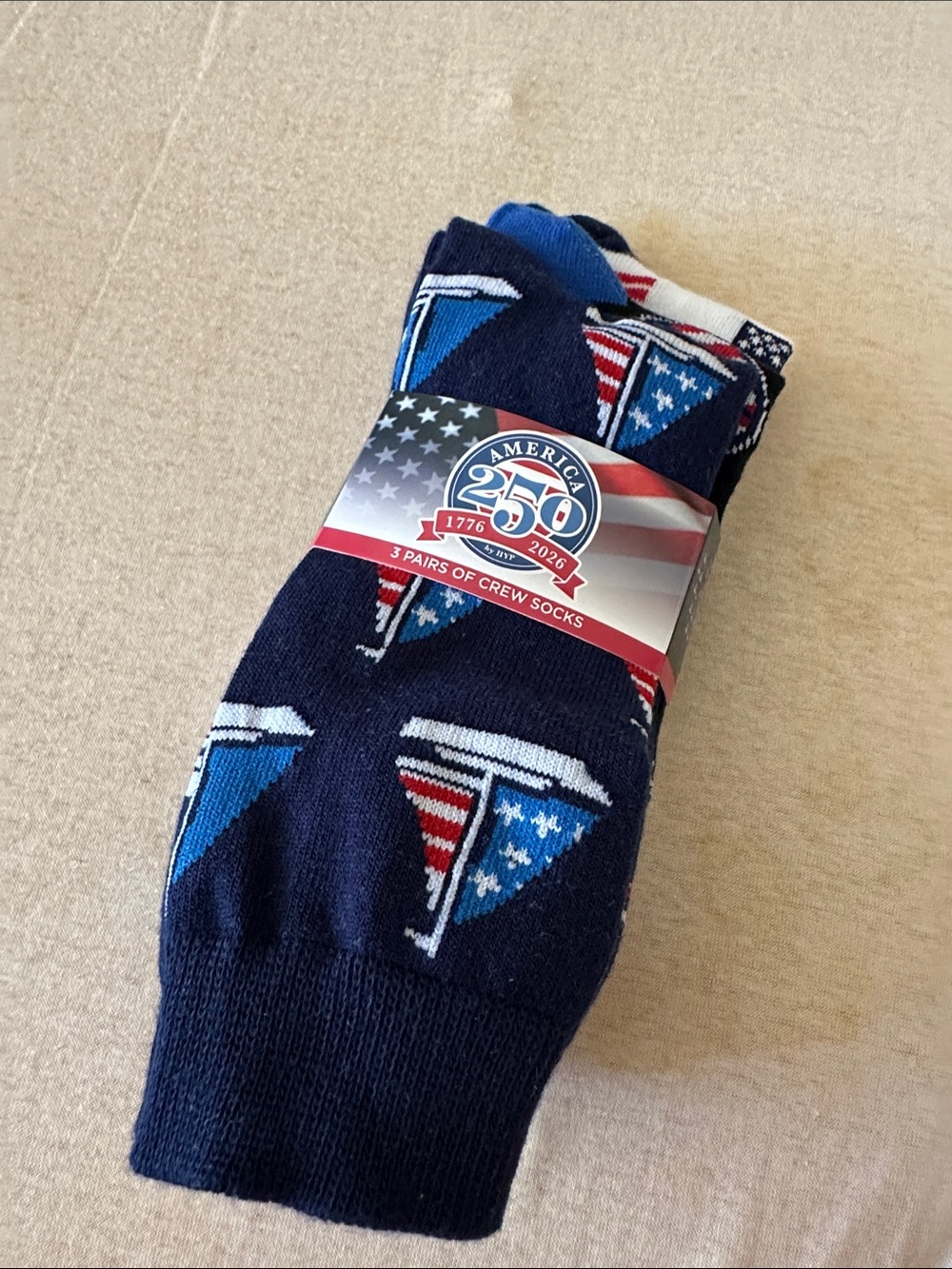 3 pairs of AMERICA 🇺🇸 250 Crew Socks